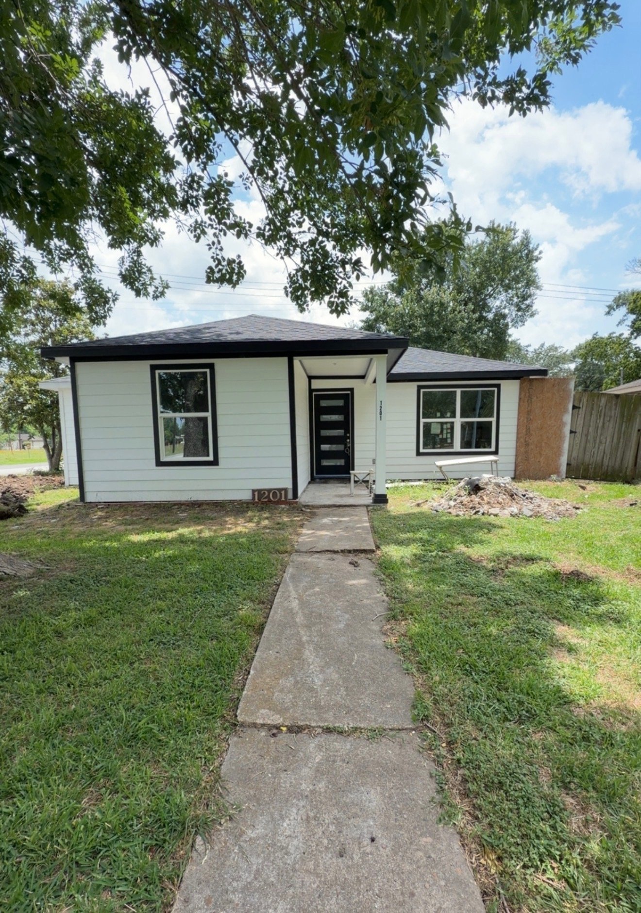 VA TexCon project — Houston Flip — Exterior Complete